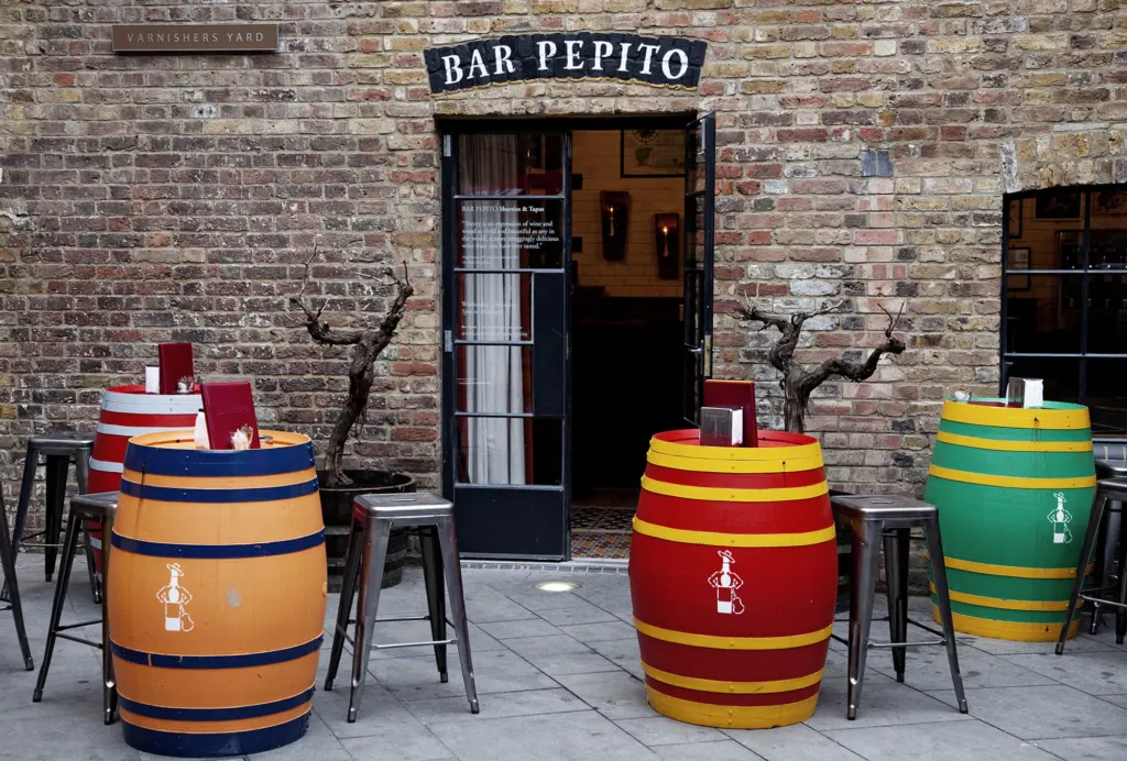 Pepito, King’s Cross — commercial and interiors photograph in King’s Cross, London, UK, frame 5 of 24.